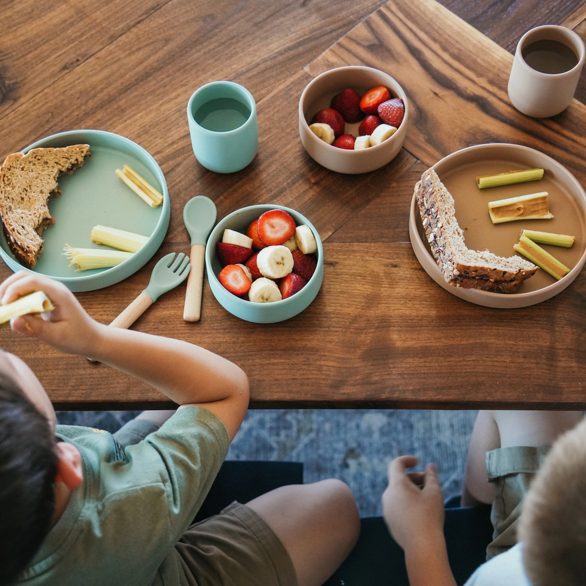 best plates for kids eating at table